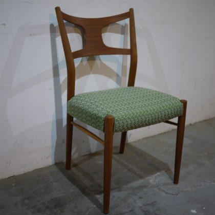 北欧中古家具、ビンテージ家具、デンマーク家具、チーク家具、椅子、チェア